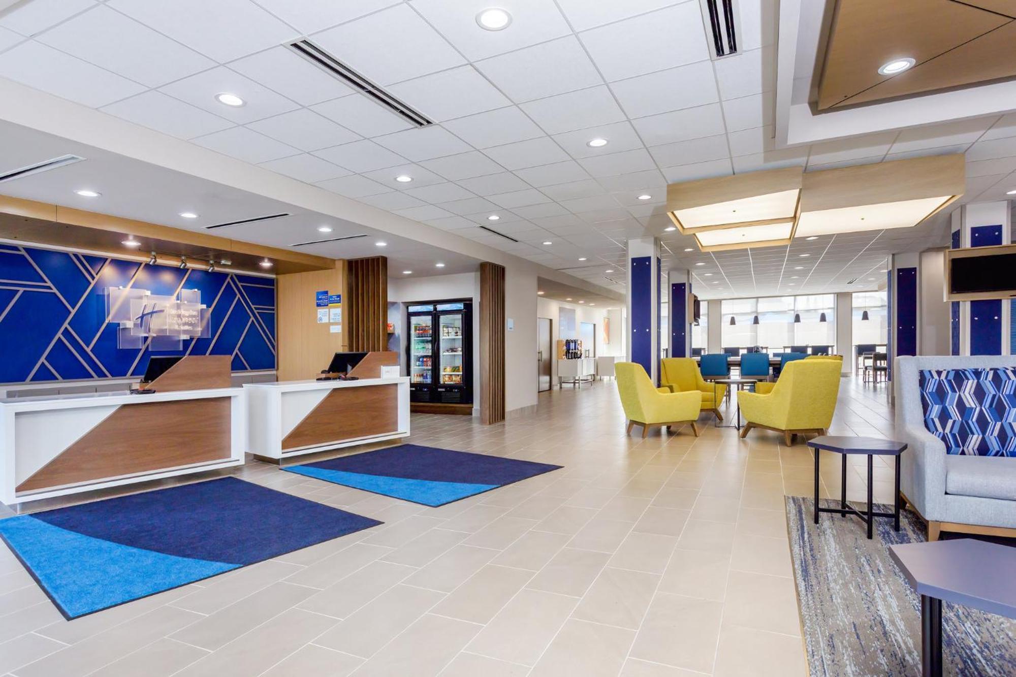 Holiday Inn Express & Suites Tampa Stadium - Airport Area By Ihg Kültér fotó